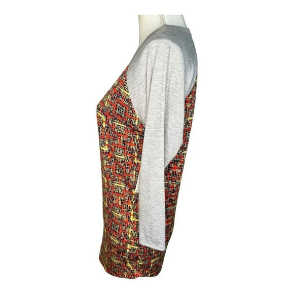 NEW LuLaRoe Randy Women's Small Geometric Print 3/4 Sleeve Raglan Multicolor NWT - Picture 2 of 7